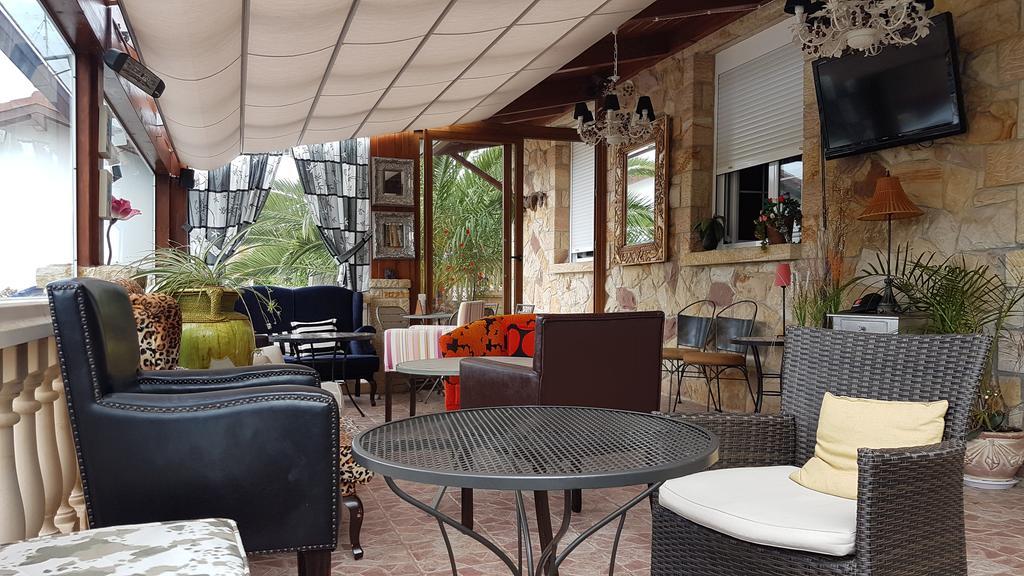 Hosteria Las Vinas Noja Buitenkant foto